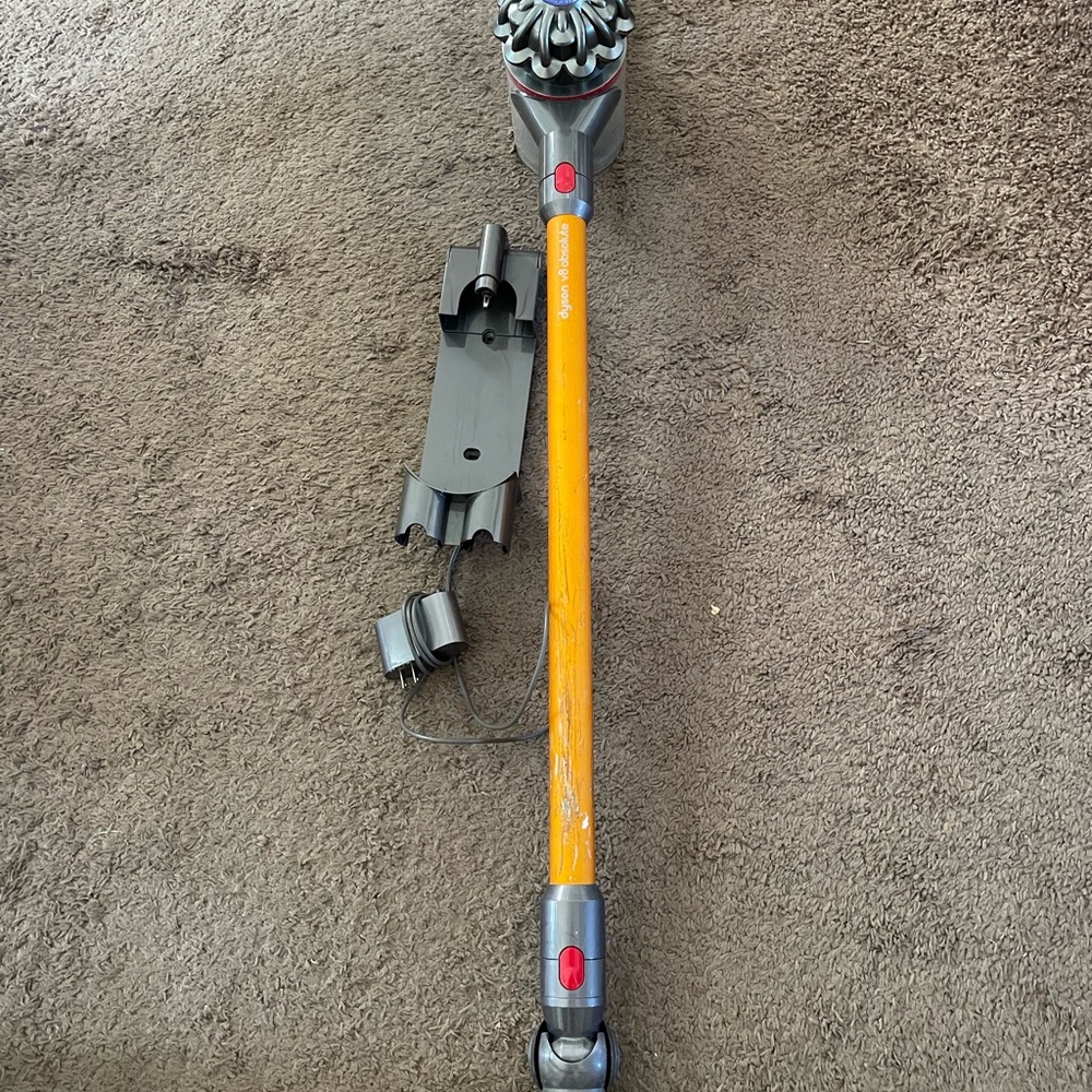 Dyson cordless series 8